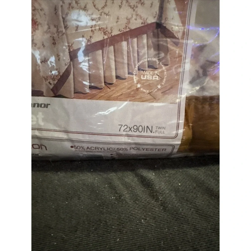 NEW Vtg Beacon Floral Blanket Satin Trim 72 x 90 Full/Twin USA  Made In The USA
